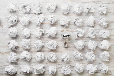 Üstün senin parlak fikrin