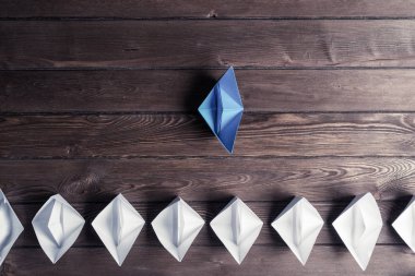 Origami deniz araçları kümesi  