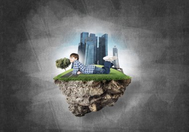 Sevimli çocuk okul çağındaki 