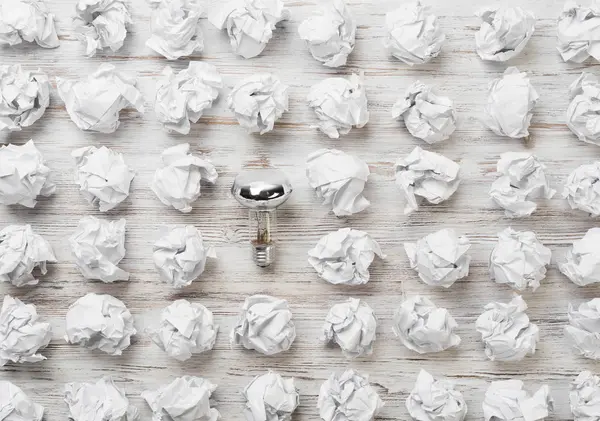 Üstün senin parlak fikrin