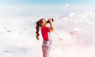 Küçük tatlı kız. 