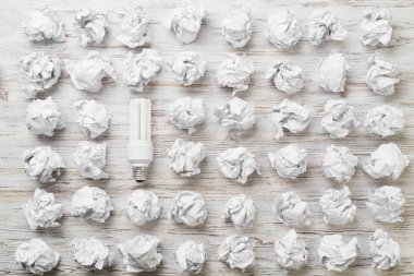 Üstün senin parlak fikrin