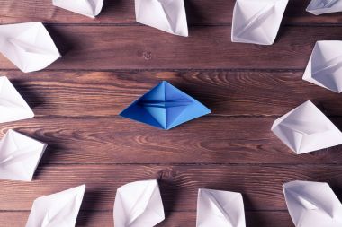 Origami deniz araçları kümesi  