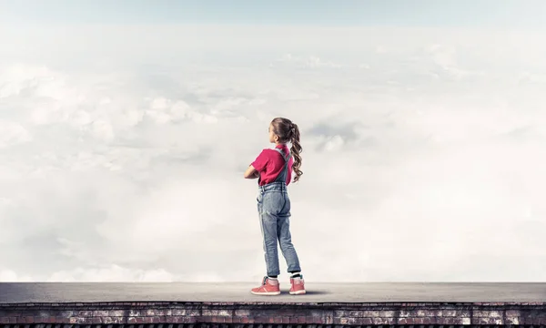 Schattige jongen meisje — Stockfoto