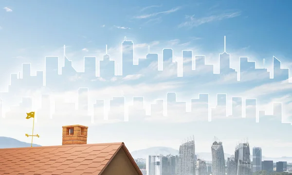 Bakstenen huis dak en moderne stadsgezicht — Stockfoto