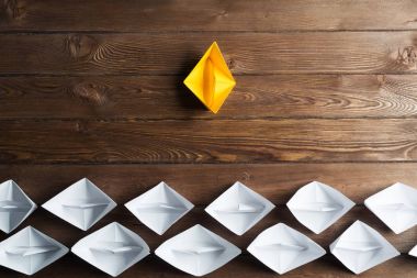 Origami deniz araçları kümesi 