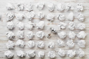 Üstün senin parlak fikrin