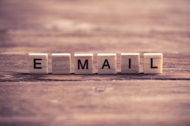  harf ile ahşap öğeleri