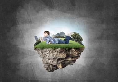 Sevimli çocuk okul çağındaki 