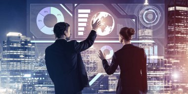 iş adamları ile arka ayakta