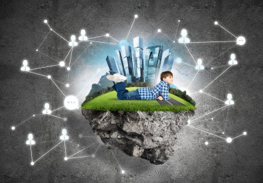 Yüzen ada ile bağlantı kavramı 