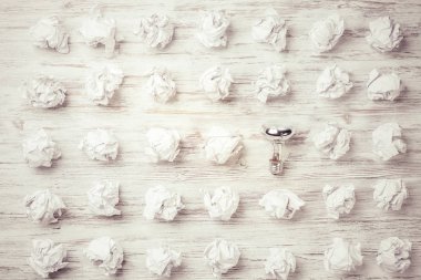 Üstün senin parlak fikrin