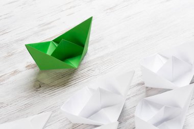 Origami deniz araçları kümesi 