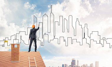 Mühendis adam arka ayakta