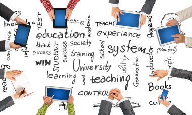 Bir grup insan cihazlar ile 