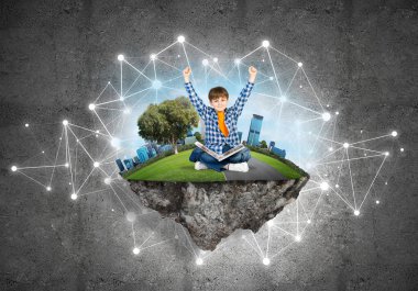 Sevimli çocuk okul çağındaki 