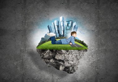 Sevimli çocuk okul çağındaki 