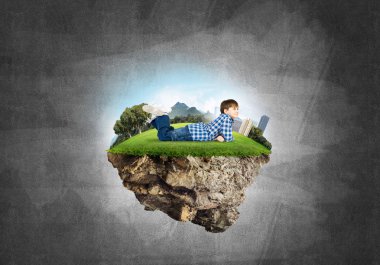 Sevimli çocuk okul çağındaki 