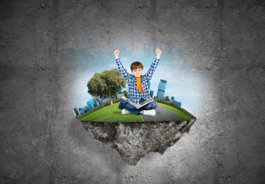 Sevimli çocuk okul çağındaki 