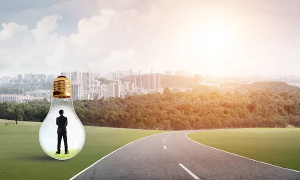 Ampulün içindeki iş adamı