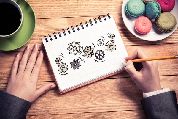 Not Defteri'nde çizim işkadını