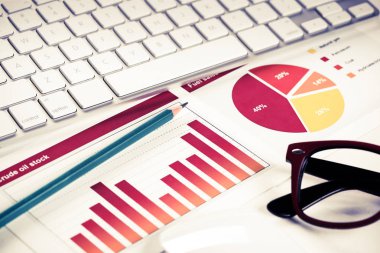 Ortalama satış raporu hazırlanıyor