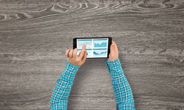 Mali uygulamayı kullanarak