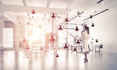 Modern ofis şık iş kadını