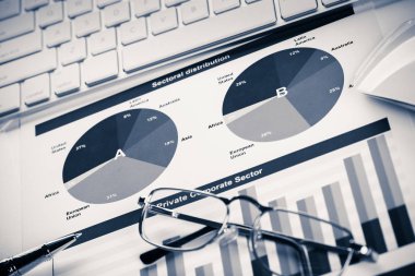 İş çalışma alanı klavye ile