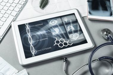 Tablet bilgisayar ve doktor araçları