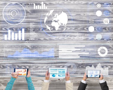 Masada oturan ve araçları kullanma insanların Üstten Görünüm