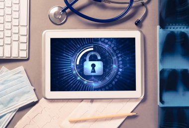 çalışma alanı web güvenliği tablet ekran ile