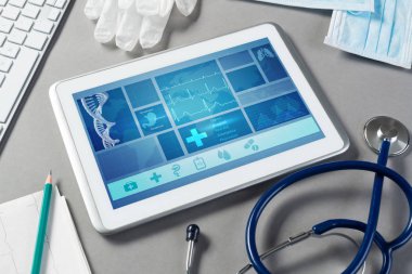 Tablet bilgisayar ve doktor araçları