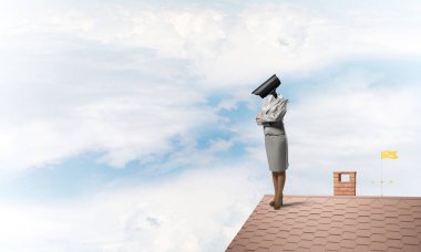 Kamera zoom ile meçhul iş kadını