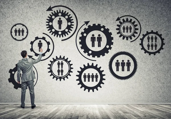 Arka ayakta işadamı