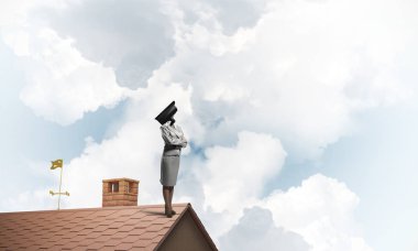 Kamera zoom ile meçhul iş kadını