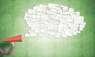 Duyuru yapmak kadın kapatmak