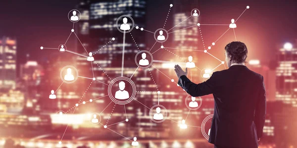 işadamı gece cityscape karşı 