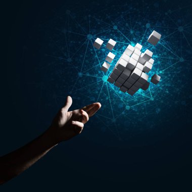 küp şekil tutan adam el