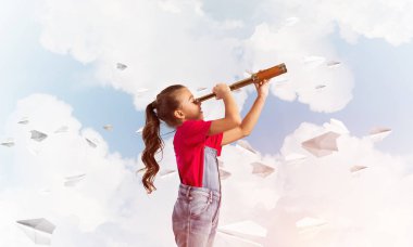 Küçük tatlı kız. 