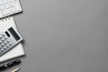 iş natürmort office nesneleri ile  