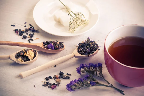 Herb ile bitkisel çay