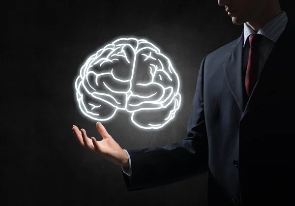 Üzletember kezében agy vázlat — Stock Fotó
