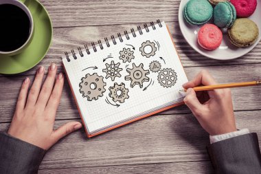 Not defteri vites düzeneği çizim eller 