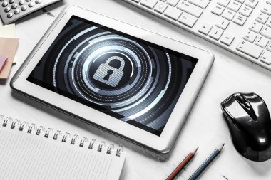 başı işleri ve asma kilit simgesine sahip tablet 