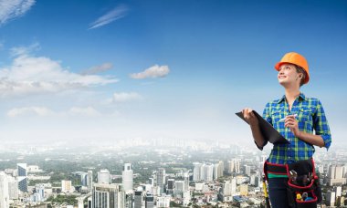 Klasör kadınla mühendisi