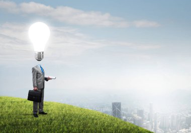 ampul kafa yerine ile işadamı  