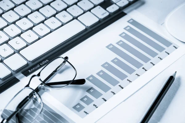 Business workplace with keyboard — Stock Photo, Image