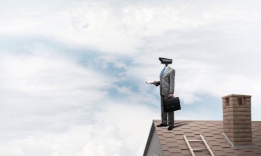 Meçhul işadamı kamera kafası yerine ile