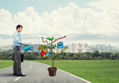 yatırım sunan iş adamı